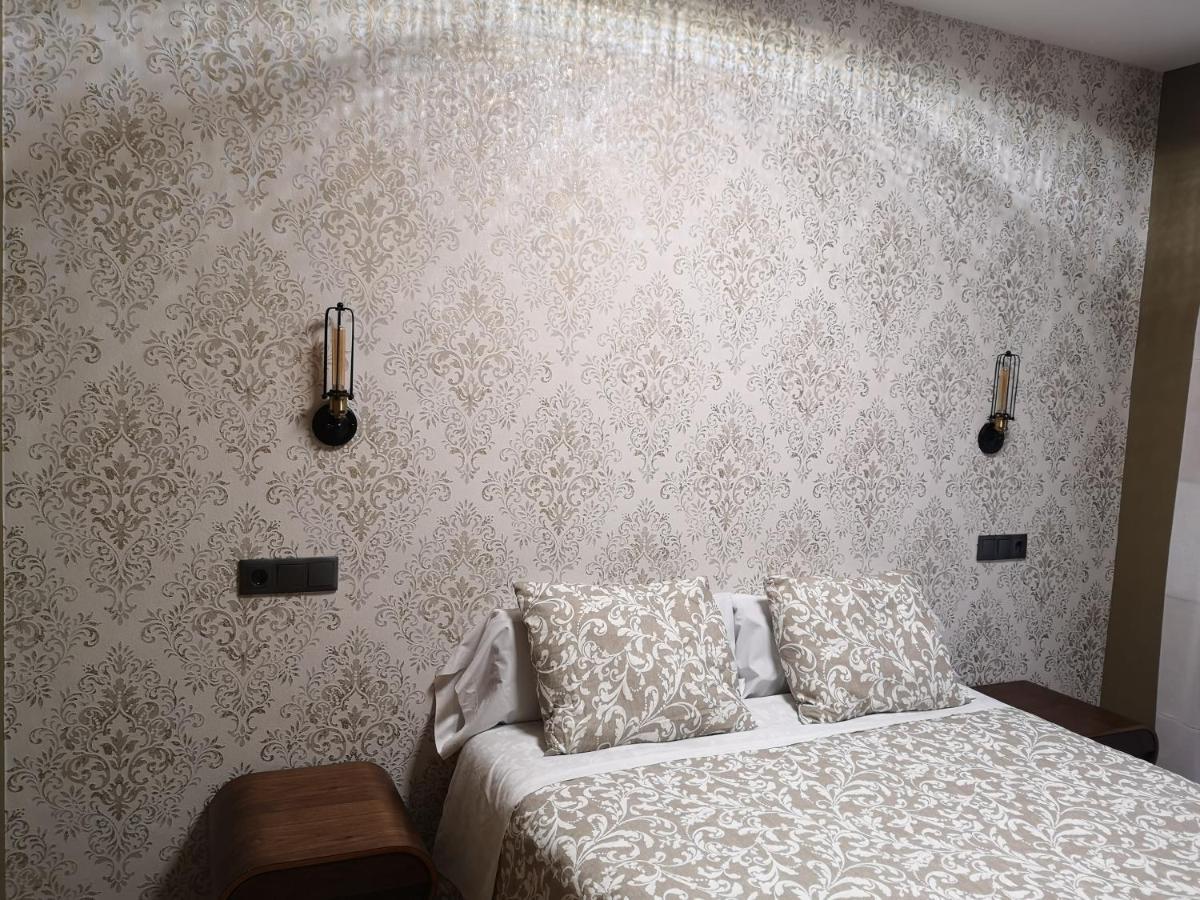 Hostal Juan Bravo Segovia Buitenkant foto