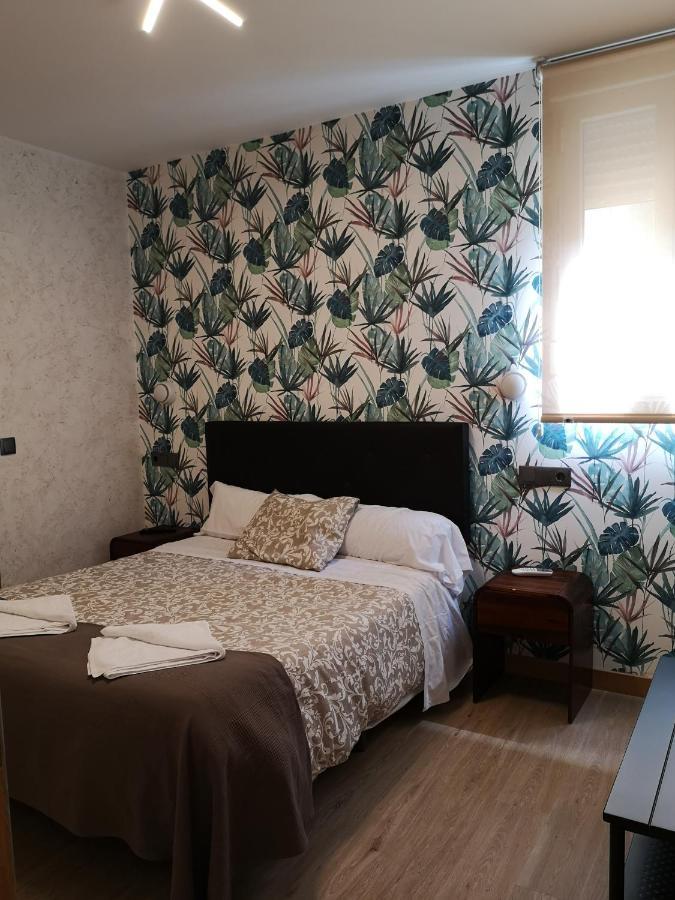 Hostal Juan Bravo Segovia Buitenkant foto