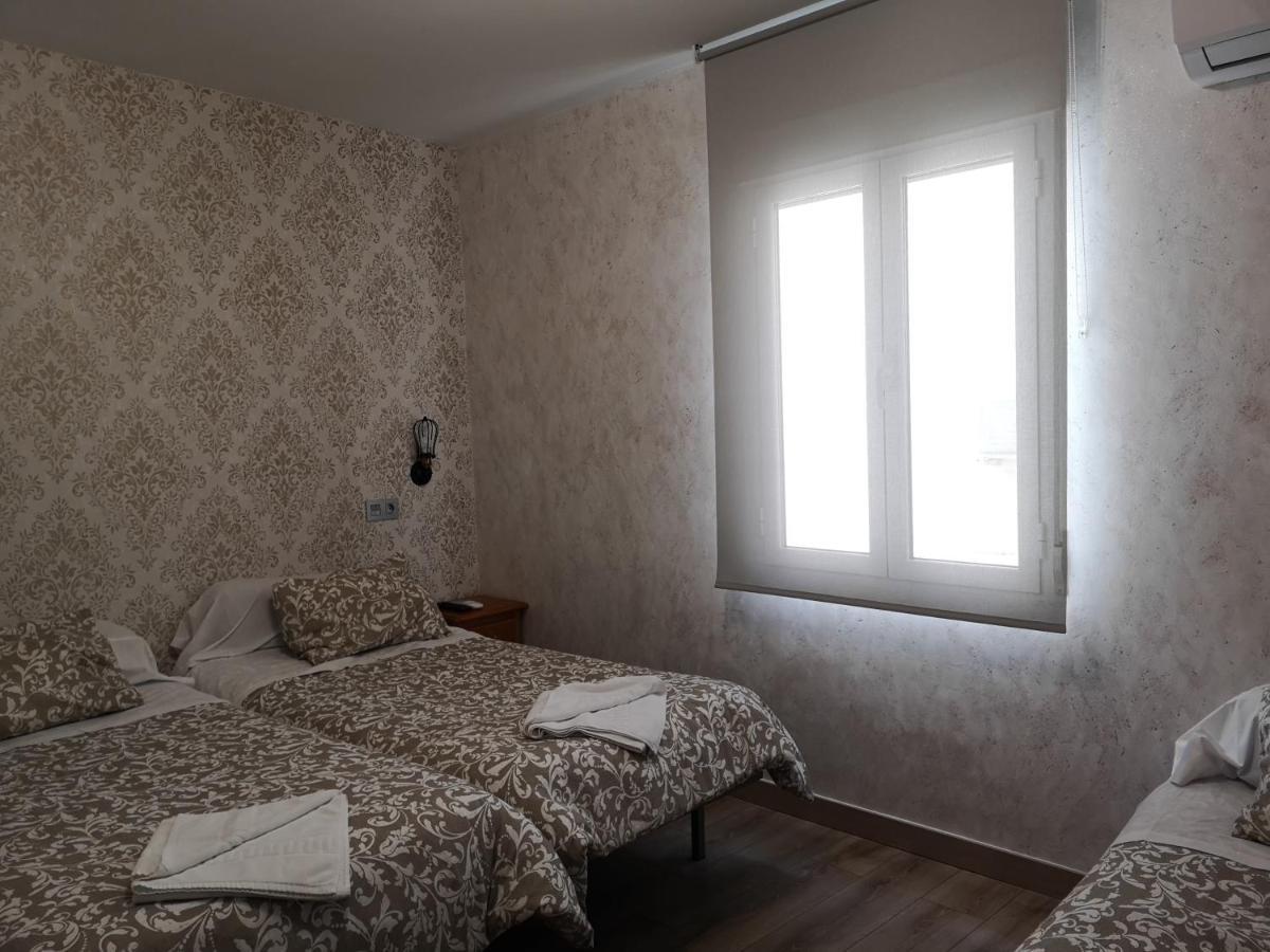 Hostal Juan Bravo Segovia Buitenkant foto