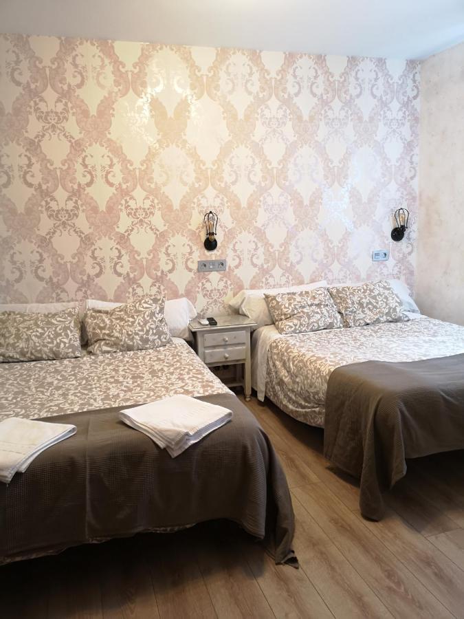 Hostal Juan Bravo Segovia Buitenkant foto