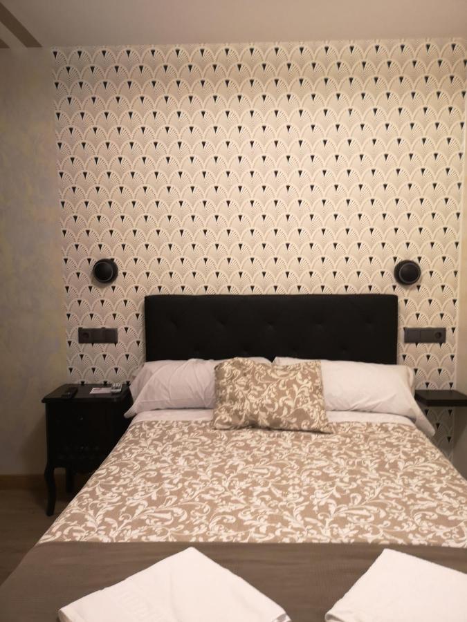 Hostal Juan Bravo Segovia Buitenkant foto