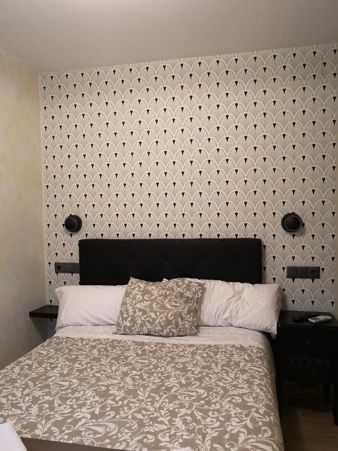 Hostal Juan Bravo Segovia Buitenkant foto