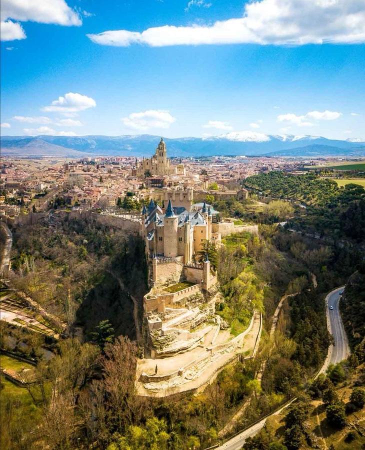 Hostal Juan Bravo Segovia Buitenkant foto
